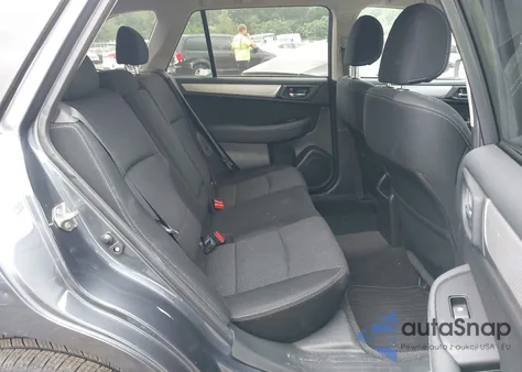 2015 Subaru Outback 2.5I Premium z USA, uszkodzony, nr VIN 4S4BSACC3F3245473